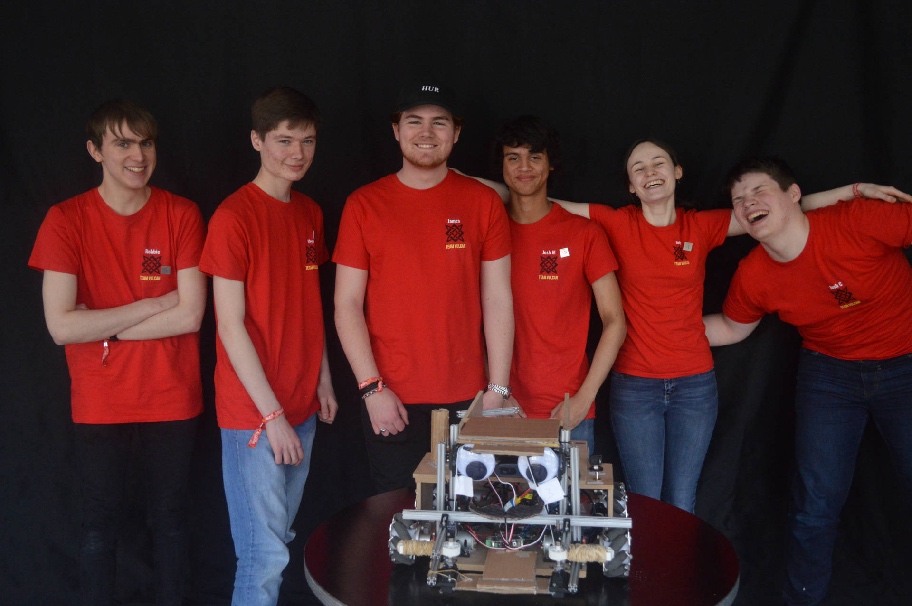 A 沈阳45岁老阿姨叫的没谁了 of 潮喷失禁大喷水aⅴ无码s looking happy standing behind their robot