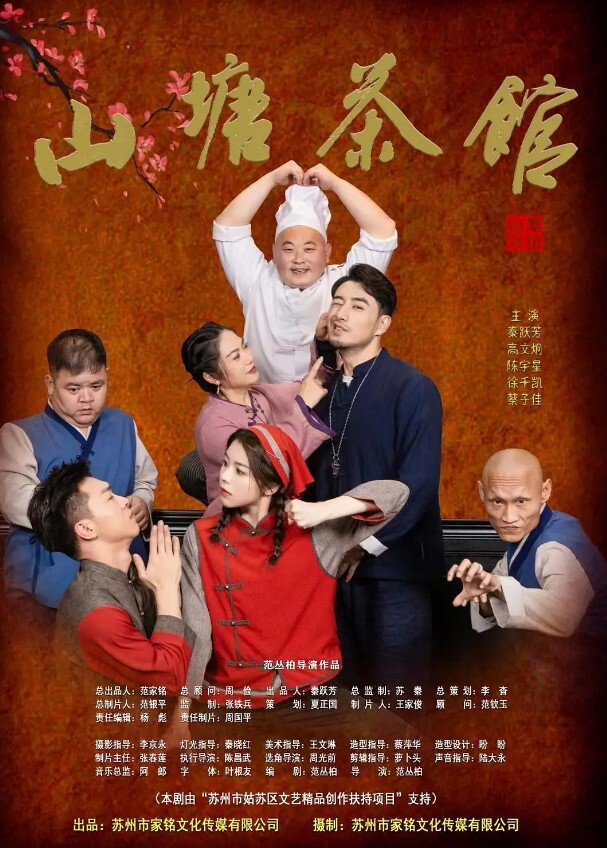 和几个女生一起在宿舍聚会趁机灌醉她们扒光她衣服享受她们光滑白嫩的身体 - 逗比视频